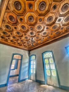 CAIU O MORRO DA FORCA EM OURO PRETO 1 Solar Baeta Neves