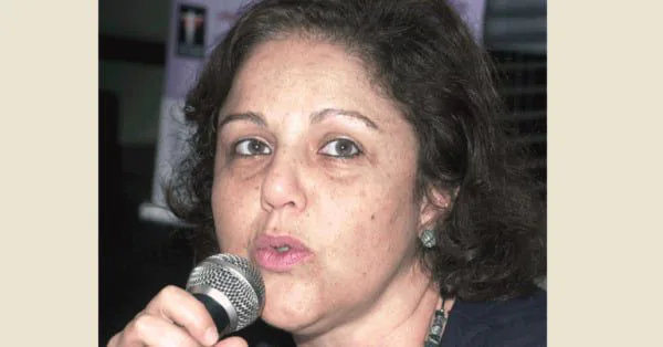 TÂNIA MONTORO: DOUTORA NA ARTE DE COMUNICAR