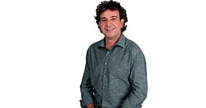 A EDUCAÇÃO SE MOVE: POR UMA ESCOLA DEMOCRÁTICA