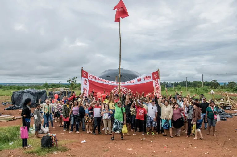 ceilc3a2ndia acampamento no sol nascente