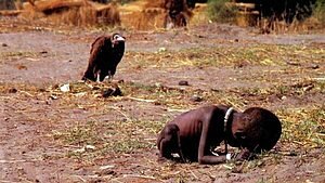 KEVIN CARTER: A HISTÓRIA POR TRÁS DE UMA FOTOGRAFIA