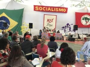 MST: Ao celebrar seus 35 ano