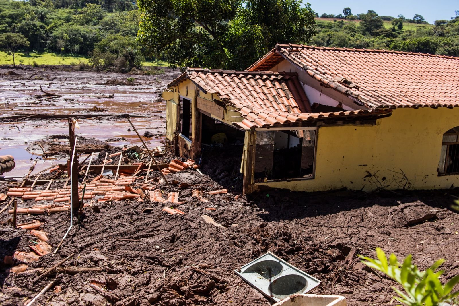 UMA REFLEXÃO SOBRE BRUMADINHO 2 MN LucasSharif
