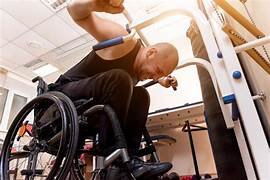 NICOLELIS: PESQUISA QUE DEVOLVE MOVIMENTOS A PARAPLÉGICOS