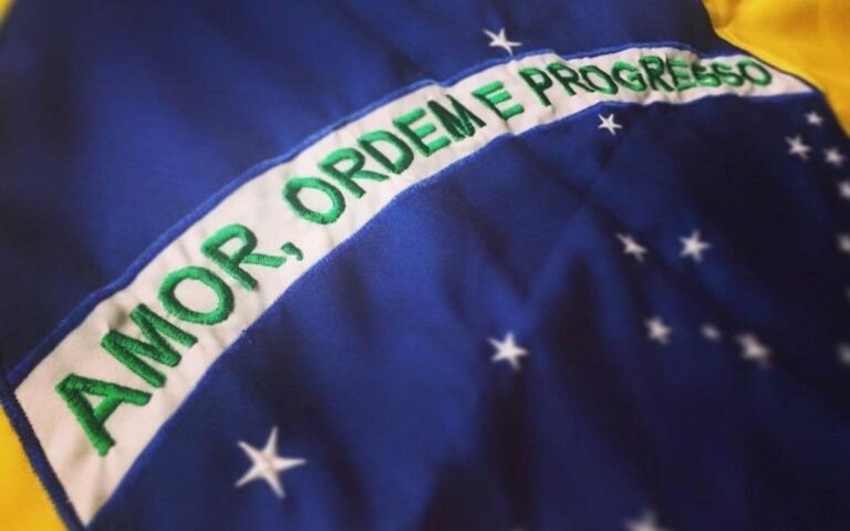 O AMOR EM TEMPOS DE IRA E DE ÓDIO