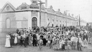 1ª greve geral foi há mais de 100 anos, em 1917, e durou 30 dias