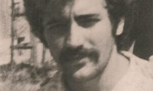 "Quando os vivos saem à praça, e os mortos, da sepultura"