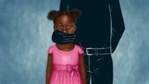 ELIZABETH OHENE: "POR QUE DECIDI REVELAR A DOR DE UM ESTUPRO DEPOIS DE 67 ANOS"