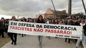 IDEIAS PARA LUTAR CONTRA O FASCISMO