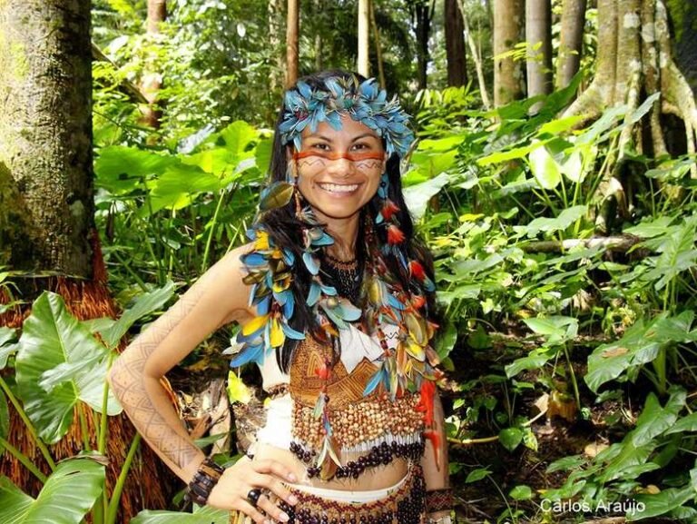 AY KAKUYRI TAMA (Eu Moro na Cidade)