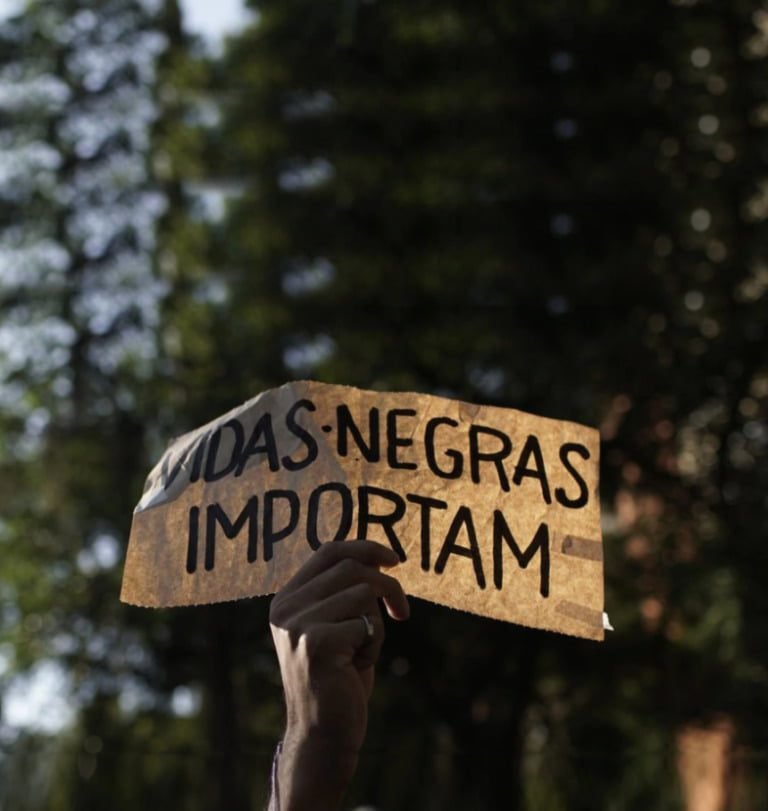 Racismo: Instrumento de dominação das elites