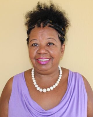 julia colar branco vestido lilas