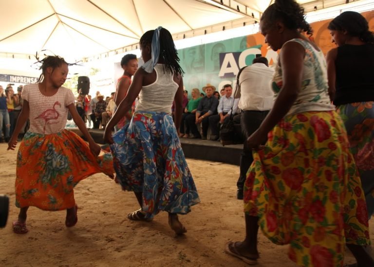 AS FESTAS DO POVO KALUNGA