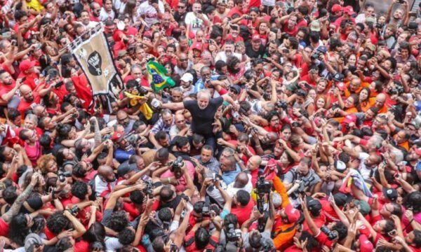 Mercadante: Lula, o coração do povo, volta a bater