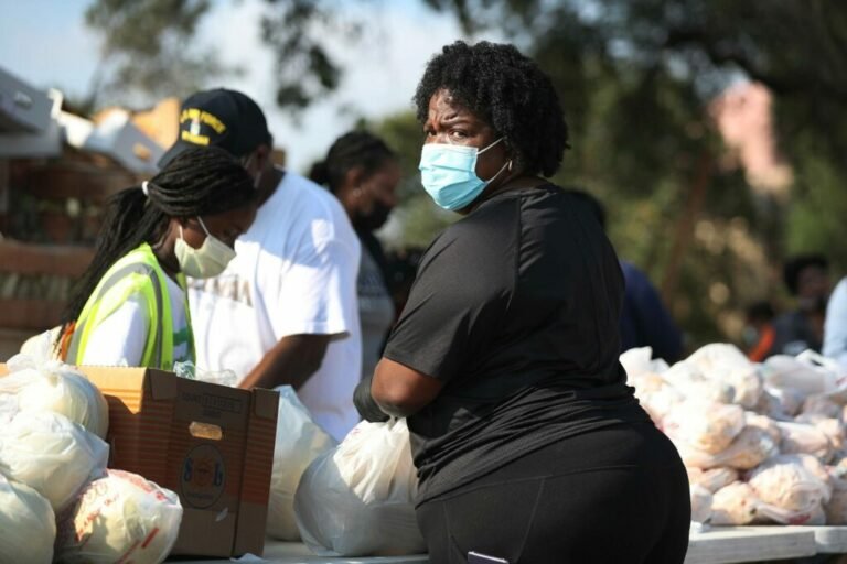 Pelas 500 mil vidas perdidas para a Covid-19: Fora, Inominável Genocida! 