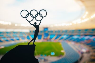OLIMPÍADAS VERMELHAS: ESPORTE E POLÍTICA SE MISTURAM!