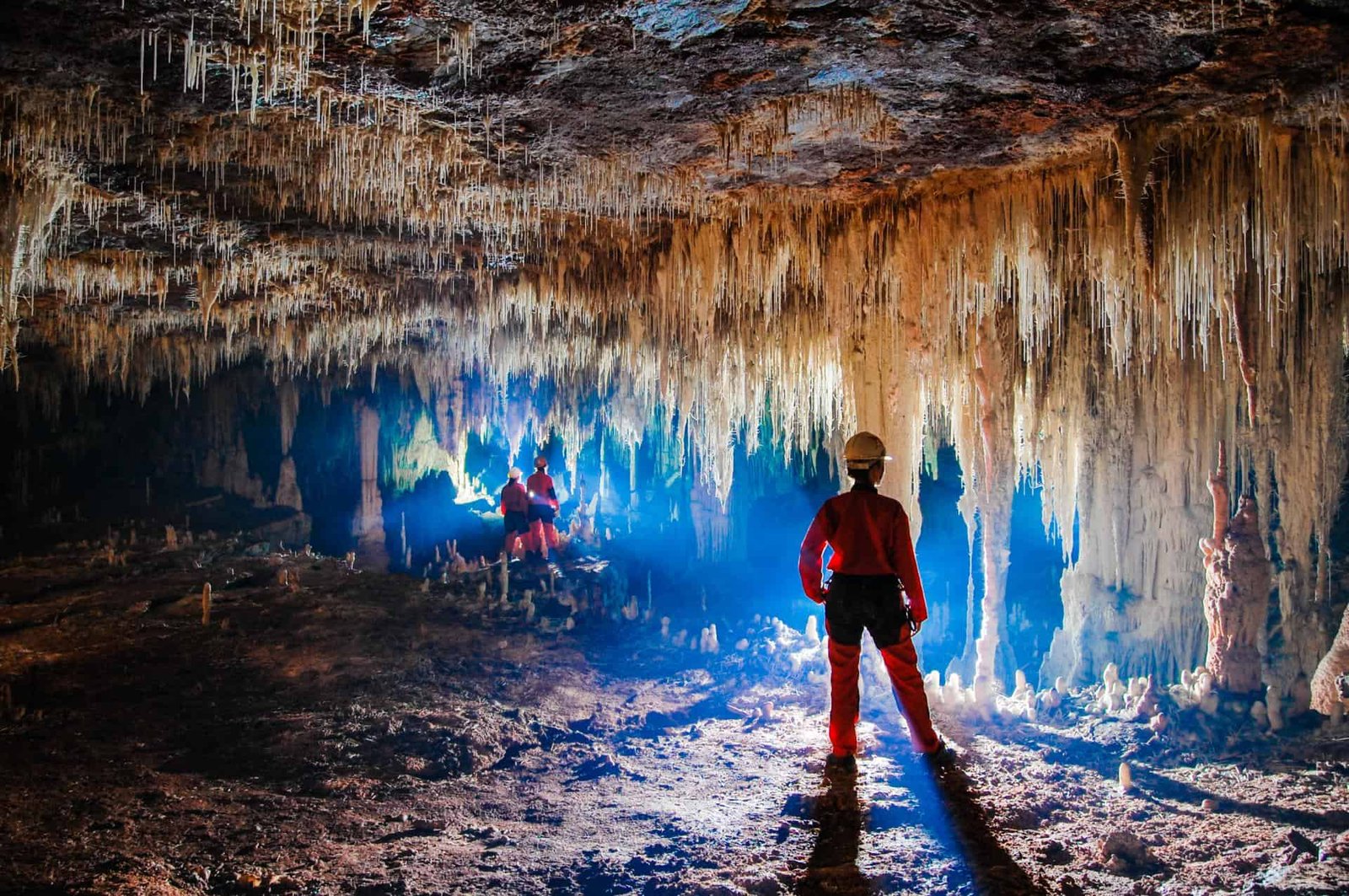TERRA RONCA-GOIÁS: CAVERNAS SECAS E MOLHADAS 2 cavernas no brasil