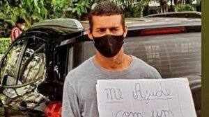 A FOME DILACERA (E TRITURA A DIGNIDADE)