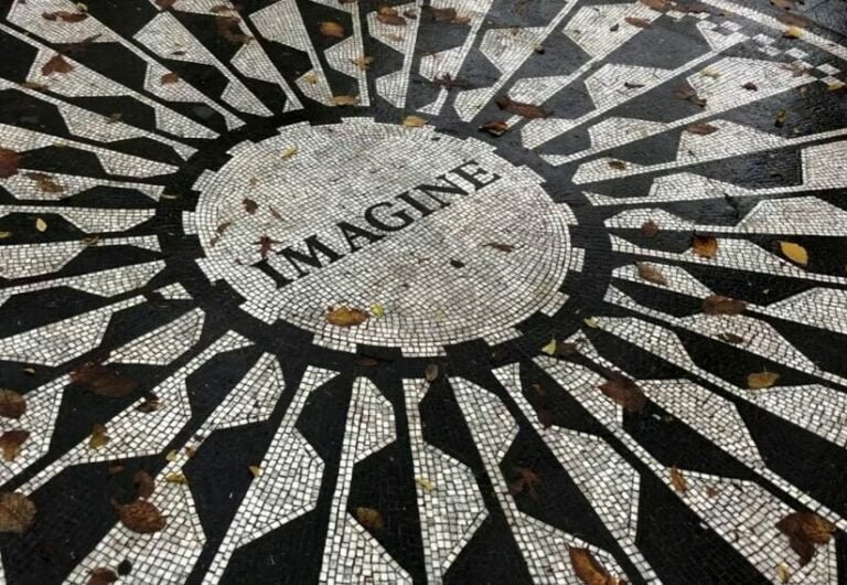 QUANDO 'IMAGINE' VIRA PESADELO: A 'UNIVERSALIDADE TÓXICA'