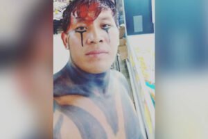 Com pintura corporal, indígena é barrado em supermercado: “meu traje de gala”