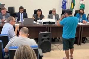 FRENTE PARLAMENTAR ENCONTRA COM AMBIENTAIS INDÍGENAS
