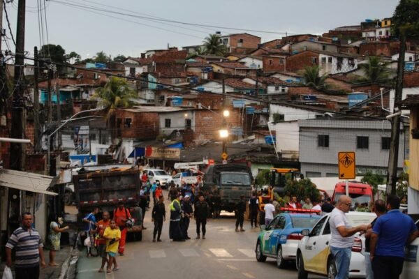 Tragédia em Pernambuco expõe problemas estruturais do país
