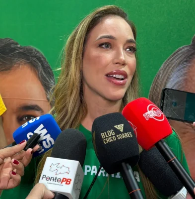 PB: esposa de Efraim apaga foto com juíza