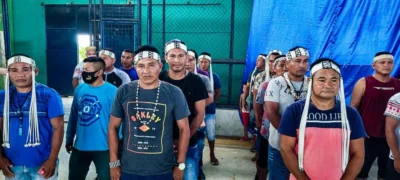 1ª turma indígena do Javari cola grau