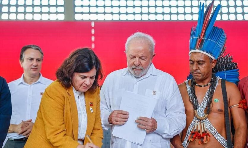 Governo Lula libera 40 remédios para beneficiário do Bolsa Família