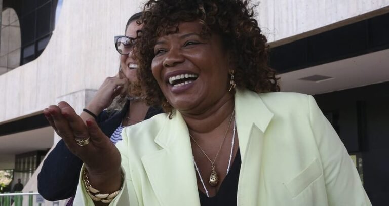 “TODAS AS VEZES QUE SE TENTOU SUFOCAR A CULTURA, ELA RESSURGE”