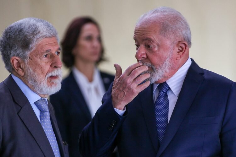 Lula ignora “afetações de Zelensky” e defende paz