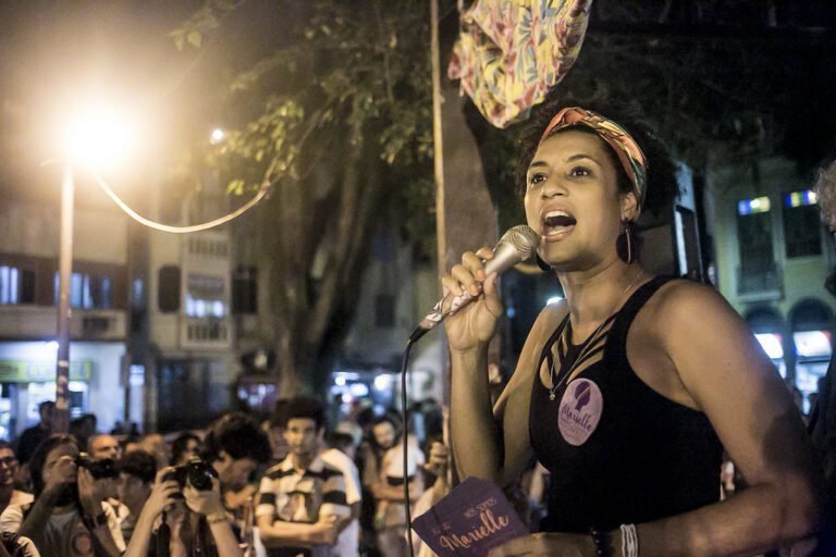 Os investigadores aguardam a obtenção de dados do Google que podem esclarecer a comunicação sobre a agenda de Marielle Franco em março de 2018