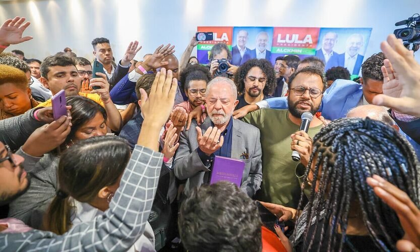 Lula quer aproximação com líderes evangélicos e planeja encontro