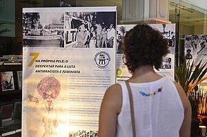 LÉLIA GONZALEZ: "CUMÉ QUE A GENTE FICA?"