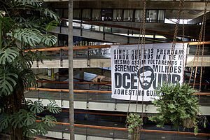 HONESTINO GUIMARÃES: A FESTA DO MUNDO