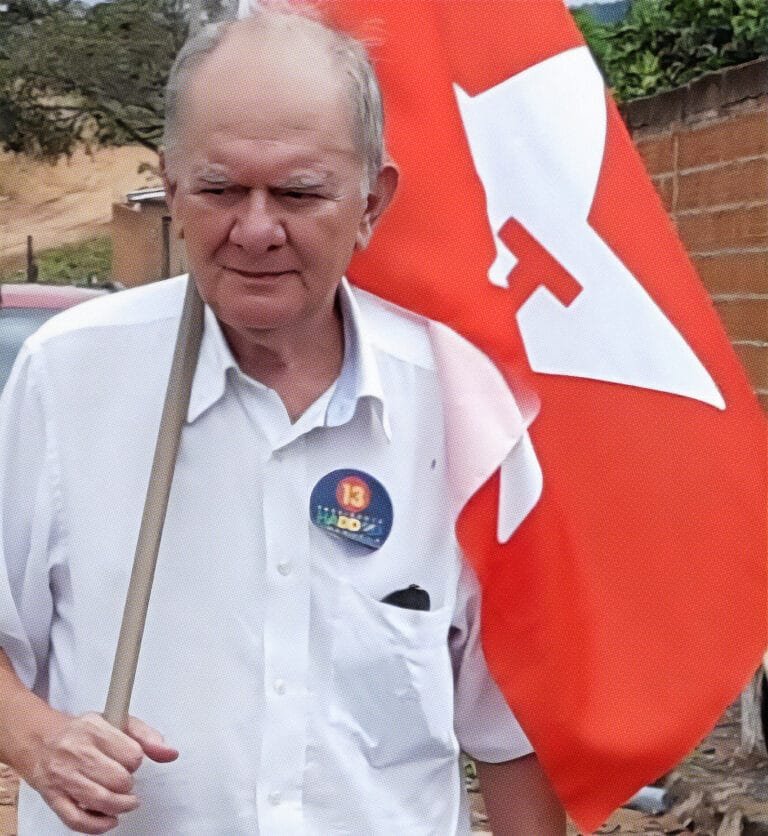 UM MILITANTE IMPRESCINDÍVEL 