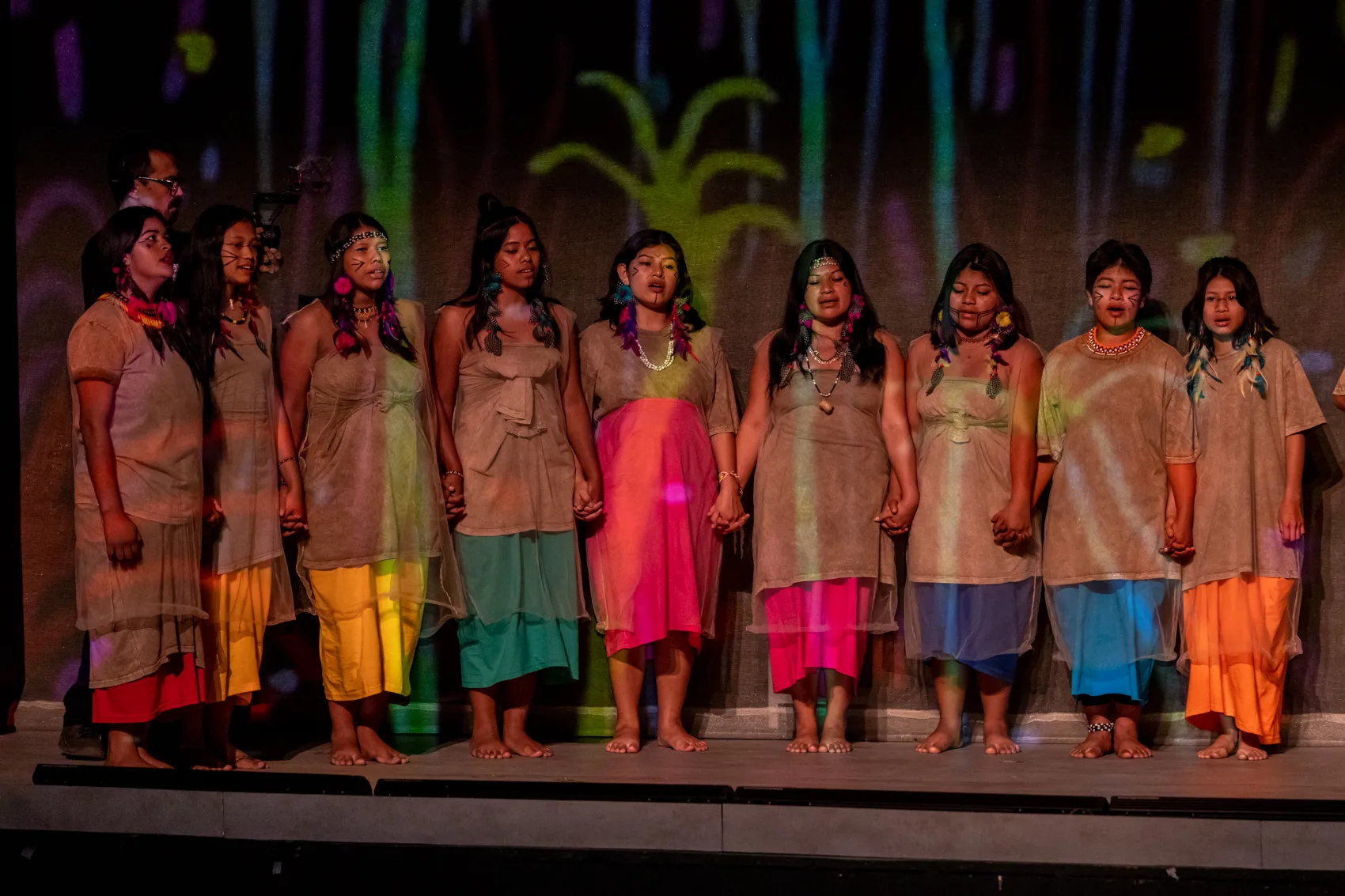 Com concepção de Ailton Krenak, O Guarani retorna ao Theatro Municipal de SP com protagonismo indígena