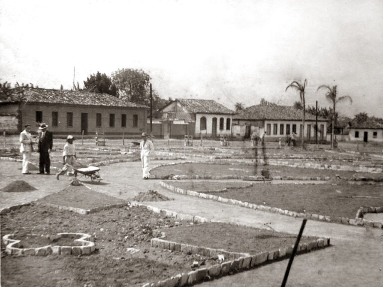 A PRAÇA RUY BARBOSA