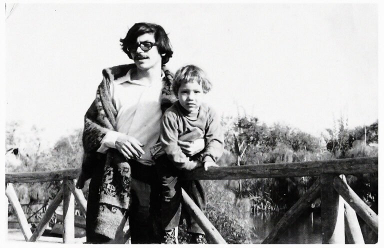 AS CRIANÇAS NO EXÍLIO E O MUNDO FLICTS