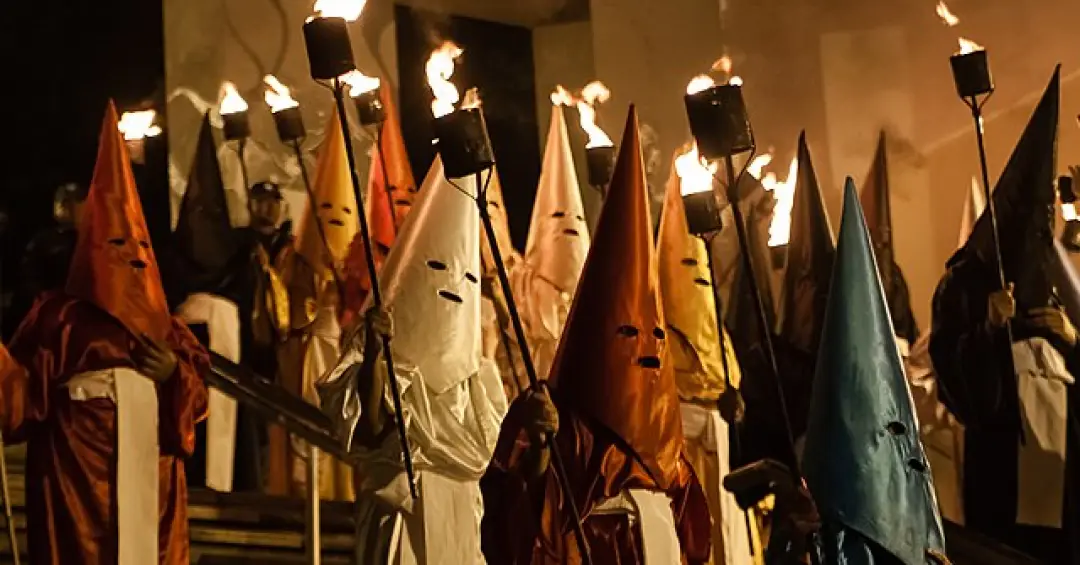 DESDE 1745, ACONTECE NA CIDADE DE GOIÁS A PROCISSÃO DO FOGARÉU 1 640px Procissao do Fogareu em Sao Luis 01