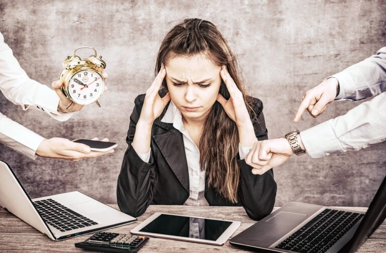 AMEAÇA DE PERDA DE FUNÇÃO E SOBRECARGA DE TRABALHO SÃO AS PRINCIPAIS FORMAS DE ASSÉDIO ORGANIZACIONAL DENTRO DA CAIXA