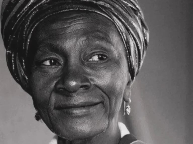 ANCESTRALIZOU MÃE ANA DE OGUM SÍMBOLO DE RESISTÊNCIA NO COMBATE AO RACISMO RELIGIOSO